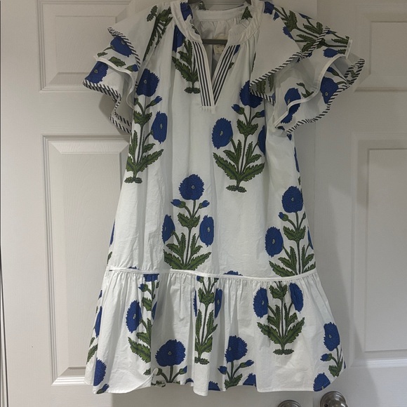 Umgee Floral Block Print Flutter Sleeve Mini Dress Size Medium - Picture 2 of 6